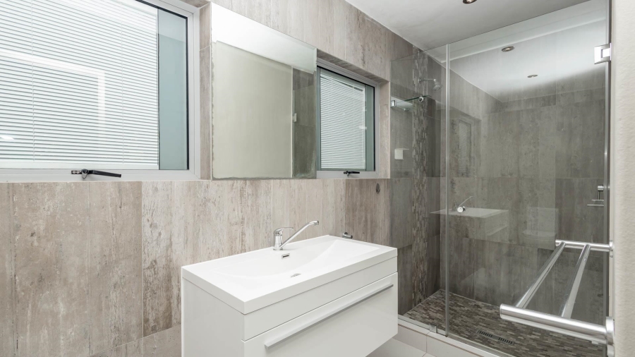 To Let 3 Bedroom Property for Rent in Sunset Beach Western Cape